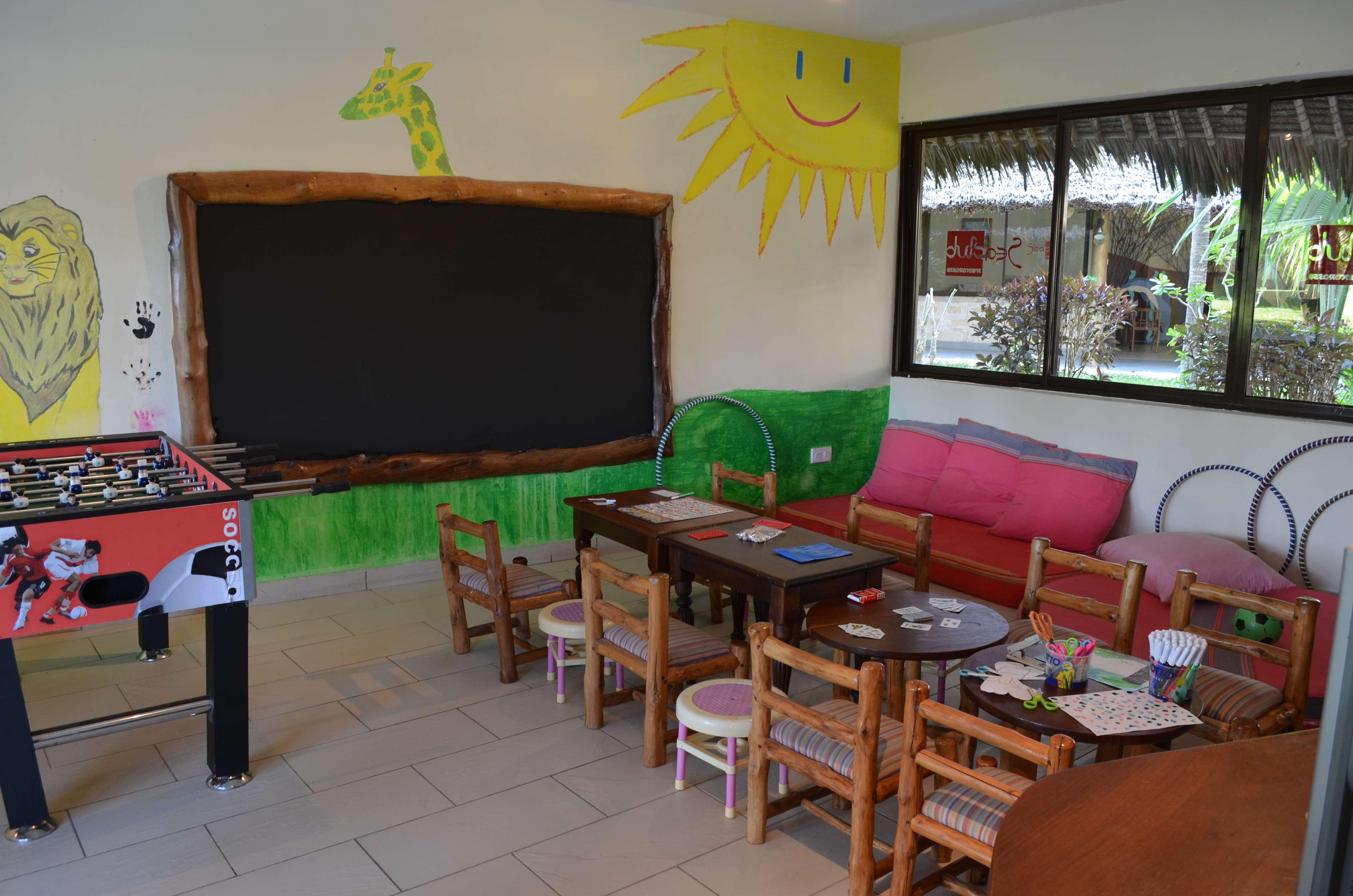 Baobab Beach Resort & Spa Diani Beach Exterior photo